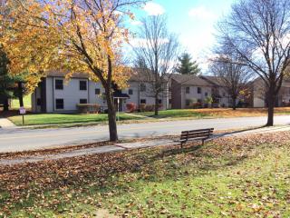 108 High Rock Ave, Saratoga Springs NY  12866-2351 exterior