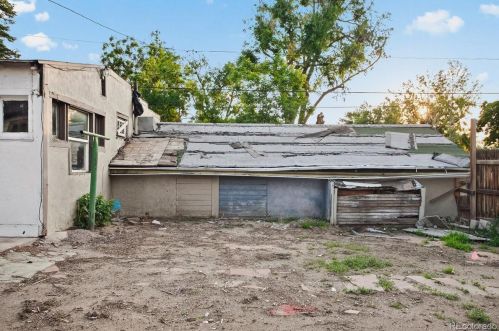 3801 Logan St, Englewood CO 80113-6845 exterior