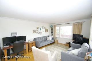 8230 Vista Dr, La Mesa CA  91941-6432 exterior