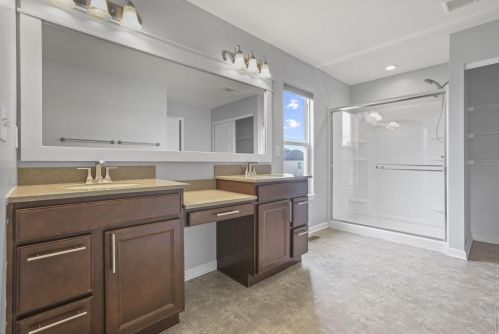 7818 Narrow Leaf Ct, Blacklick OH  43004-6047 exterior