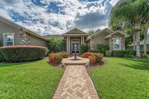 680 Square Lake Dr, Bartow, FL 33830-4307