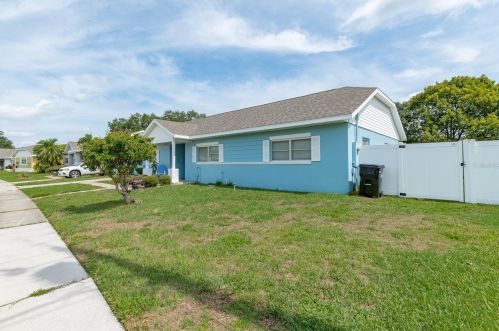 3232 San Pedro Ln, Orlando, FL 32827-4932