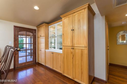 140 Montecello Ct, Tucson AZ exterior