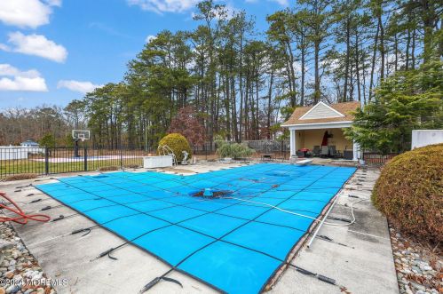 3 Sarah Ct, Jackson Twp NJ  08527-4760 exterior