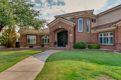 2342 Menlo Cir, Mesa, AZ 85213-1472