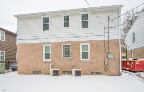 8313 Dana St, Milwaukee WI  53214-1462 exterior