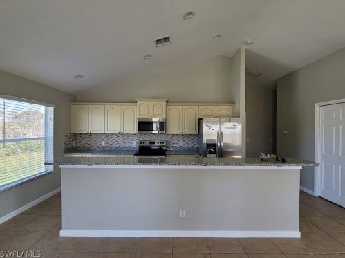 8650 Stringfellow Rd, Saint James City, FL 33956-3001