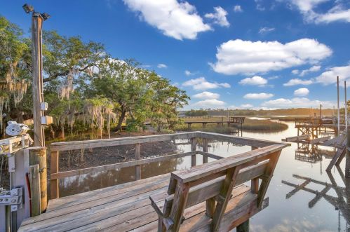 3984 Gift Blvd, Johns Island SC  29455-7740 exterior