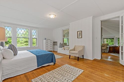 365 Elm Rd, Briarcliff NY  10510-2207 exterior