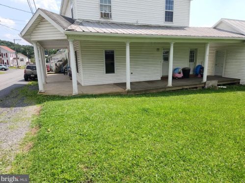 407 Salem Rd, Maze, PA 17094-8609
