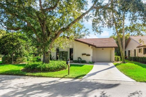 2800 Willowood Cir, Palm City FL  34990-4636 exterior