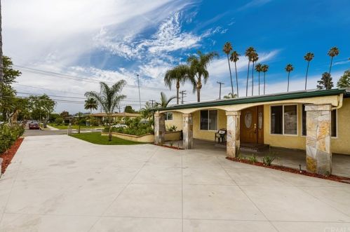 818 South St, Anaheim CA  92805-4415 exterior