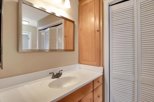 708 Cassaday Ct, San Jose CA  95136-1918 exterior