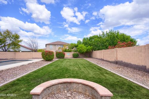 2204 Bowker St, Phoenix AZ  85040-3424 exterior