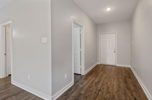 5004 Colonial Ave, Dallas, TX 75215-4904