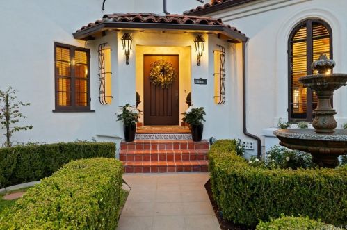 585 Grandview Ave, Sierra Madre, CA 91024-1522