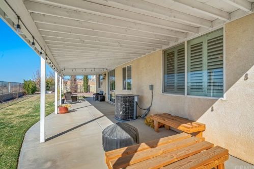 17613 High Bluff Ct, Victorville CA  92395-7761 exterior