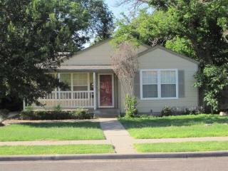 2822 25th St, Lubbock, TX 79410-2216