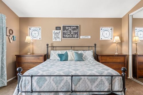 29524 Westwind Dr, Lake Elsinore CA  92530-1242 exterior