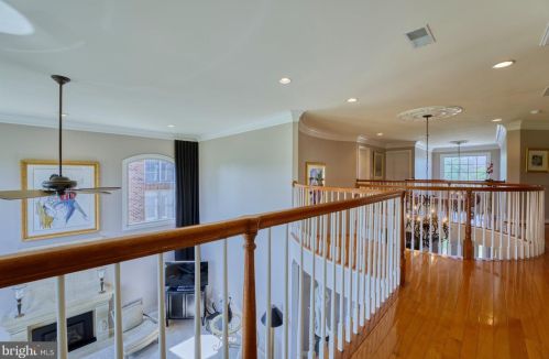 43527 Butler Pl, Leesburg VA 20176-7428 exterior