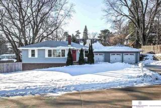 7801 Woolworth Ave, Omaha, NE 68124-1450