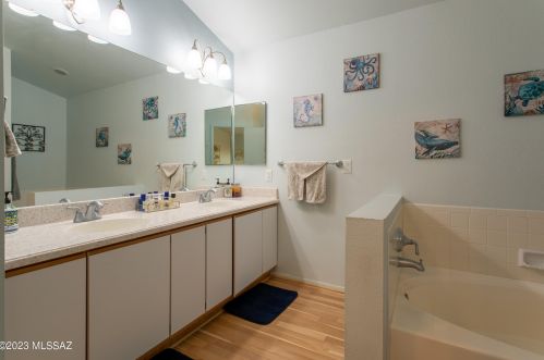 1371 Culpepper Ave, Tucson AZ  85745-3300 exterior