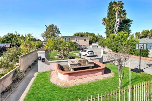 1825 Plymouth St, Long Beach, CA 90805-6228