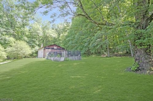 131 Mount Pisgah Ave, Oxford NJ  07863-3070 exterior