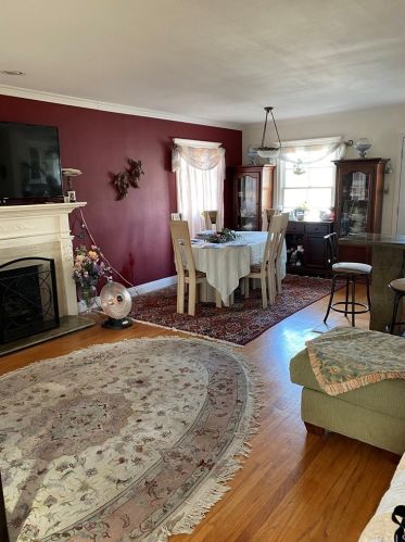 403 44th Cir, Long Beach, CA 90807-1403