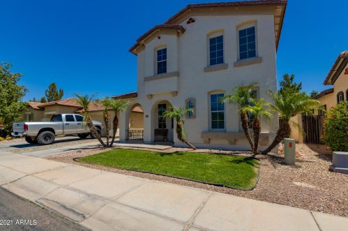 1757 Voyager Dr, Gilbert, AZ 85295-5112