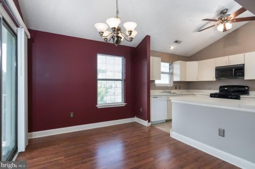 817 Roundtree Pl, Lawrence Township NJ  08648-2538 exterior