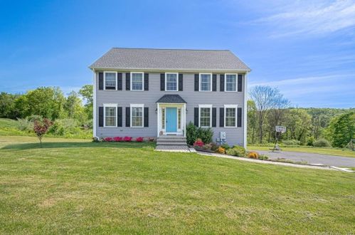 6 Hawthorne Ln, Northville, CT 06776-2272