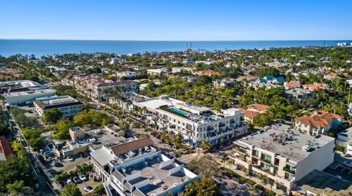 224 Yorkshire Ct, Naples FL  34112-0227 exterior