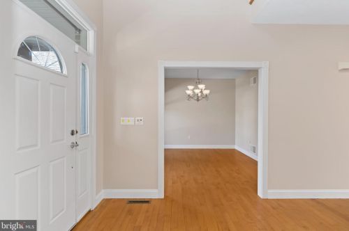 550 Brentwater Rd, Camp Hill, PA 17011-2007