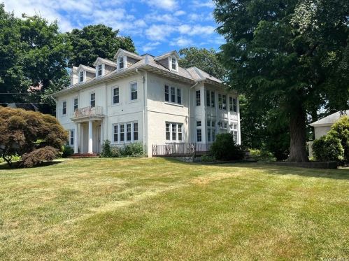 131 Esplanade, Mount Vernon, NY 10553-1116