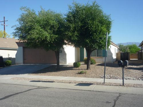 9523 Gershon Ln, Tucson, AZ 85748-4542