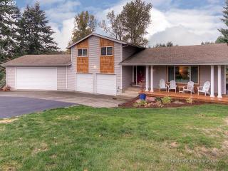 14729 Royer Rd, Happy Valley, OR 97089-8731