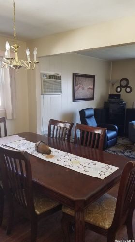 218 Clement Ave, Floral Park NY  11003-2706 exterior