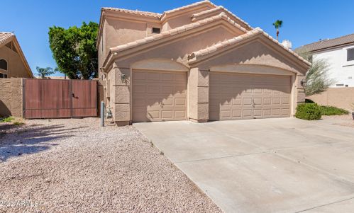 7064 Medina Ave, Mesa, AZ 85209-4824