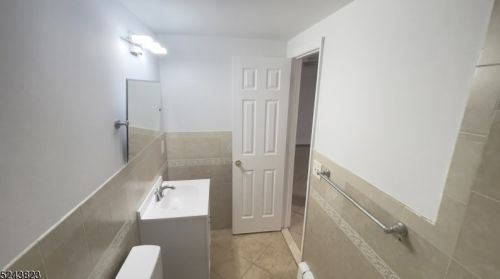 1433 68th St, North Bergen NJ  07047-3603 exterior