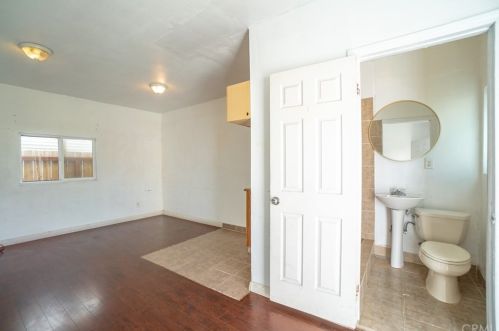 1719 Hardwick St, Long Beach CA  90807-1131 exterior