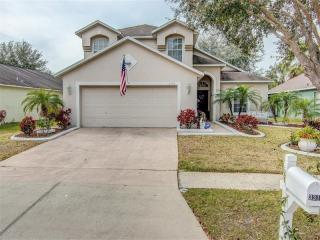 3319 Manor Cove Cir, Riverview, FL 33578-3538