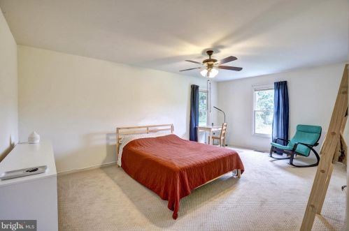 11734 Armistead Filler Ln, Lovettsville VA  20180-1915 exterior