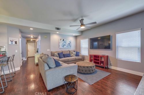 43520 Calle Nacido, Temecula CA  92592-3034 exterior