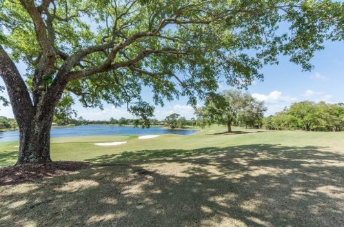 103 Prestwick Cir, Vero Beach FL 32967-7515 exterior