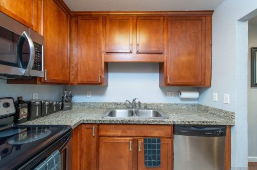 1350 Escondido, Escondido CA  92026-2511 exterior