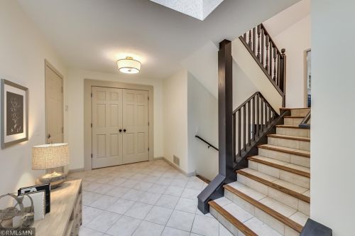 7433 Edgewood Ave, Minneapolis, MN 55428-1439