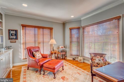 18292 St Georges Ct, Leesburg VA  20176-7421 exterior