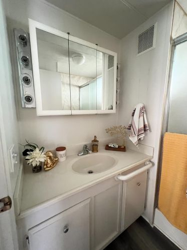 77158 Lauppe Ln, Citrus Heights CA  95621-2010 exterior