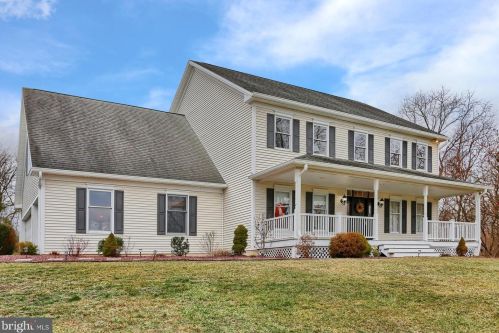 63 Willow Mill Park Rd, Navy Sup Dpt PA  17050-1757 exterior